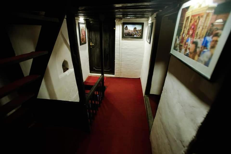 Traditional Newari Homestay Lalitpur Екстер'єр фото