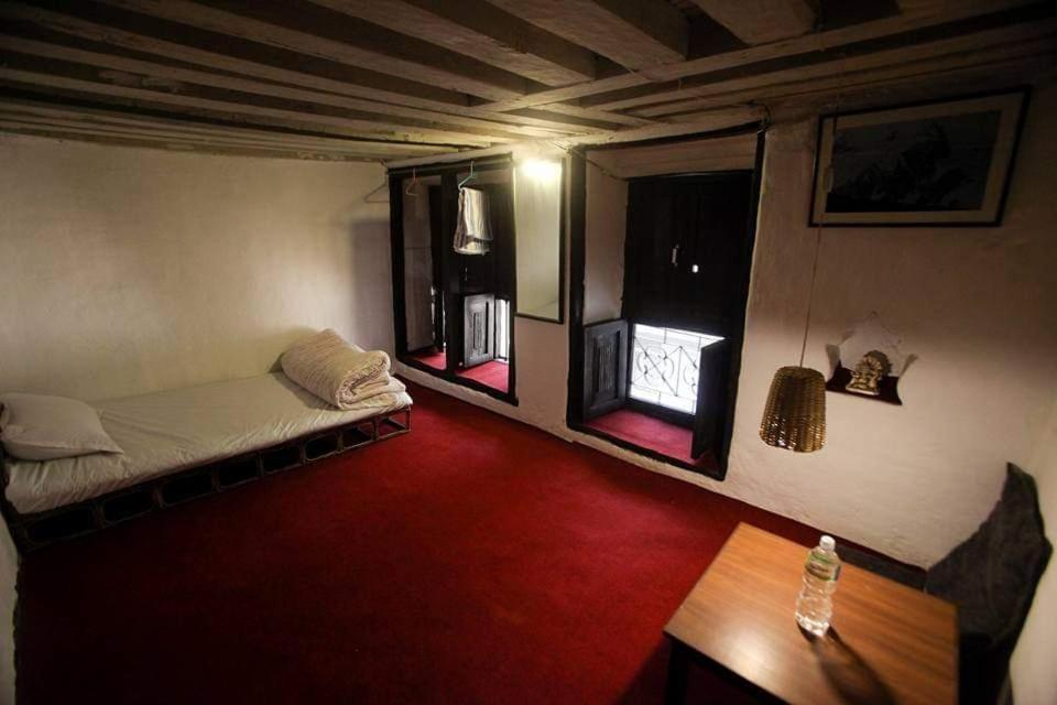 Traditional Newari Homestay Lalitpur Екстер'єр фото